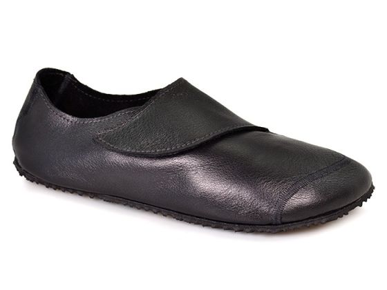 Primal Chinook velcro shoes for adults