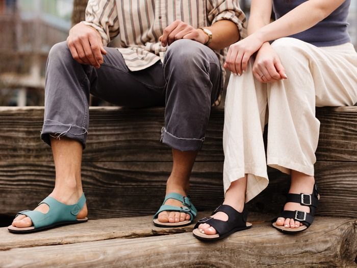 Camino Lite Sandals in Beach Glass and Black