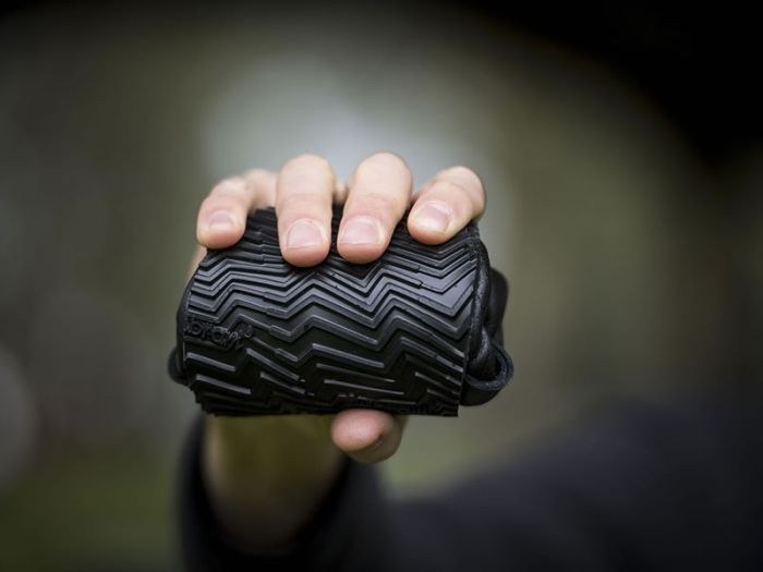Flexible Minimalist Lightning Shoes