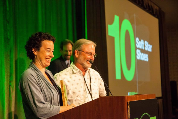 100-best-green-companies-award-ceremony-podium