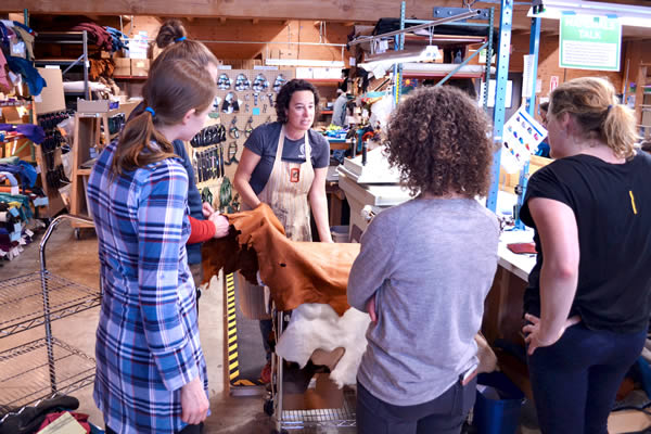 Elf Hava gives a materials talk to the class