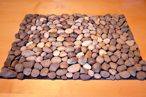 Homemade Pebble Rock Mat diy-pebble-rock-mat