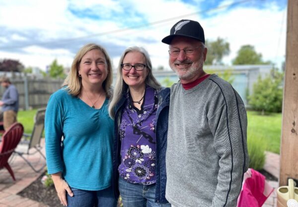 Semoga Selamat Perjalanam, Elf Larkin!Â