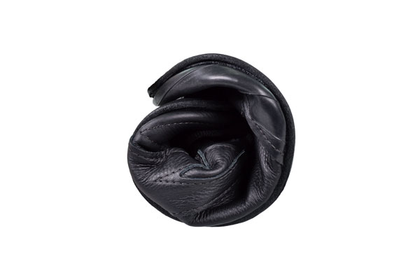 Flexible leather sole shoes